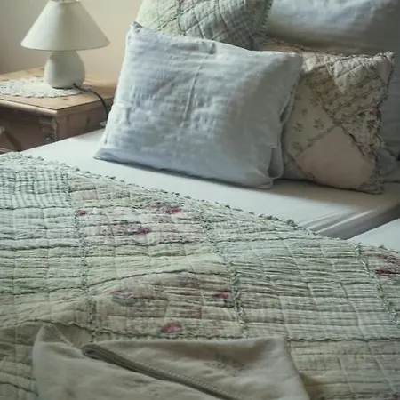 Bb Boutique בית הארחה Újlengyel